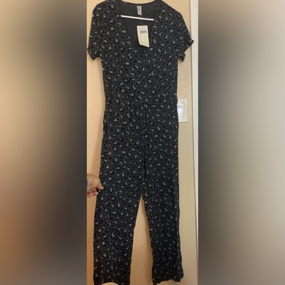 ALTERNATIVE - Picture 7 of 15